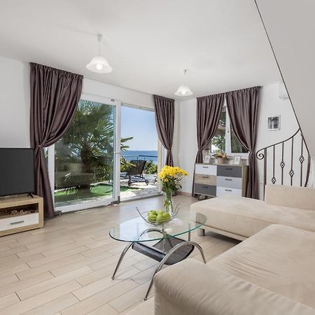 Villa Surina Мошценице Екстериор снимка
