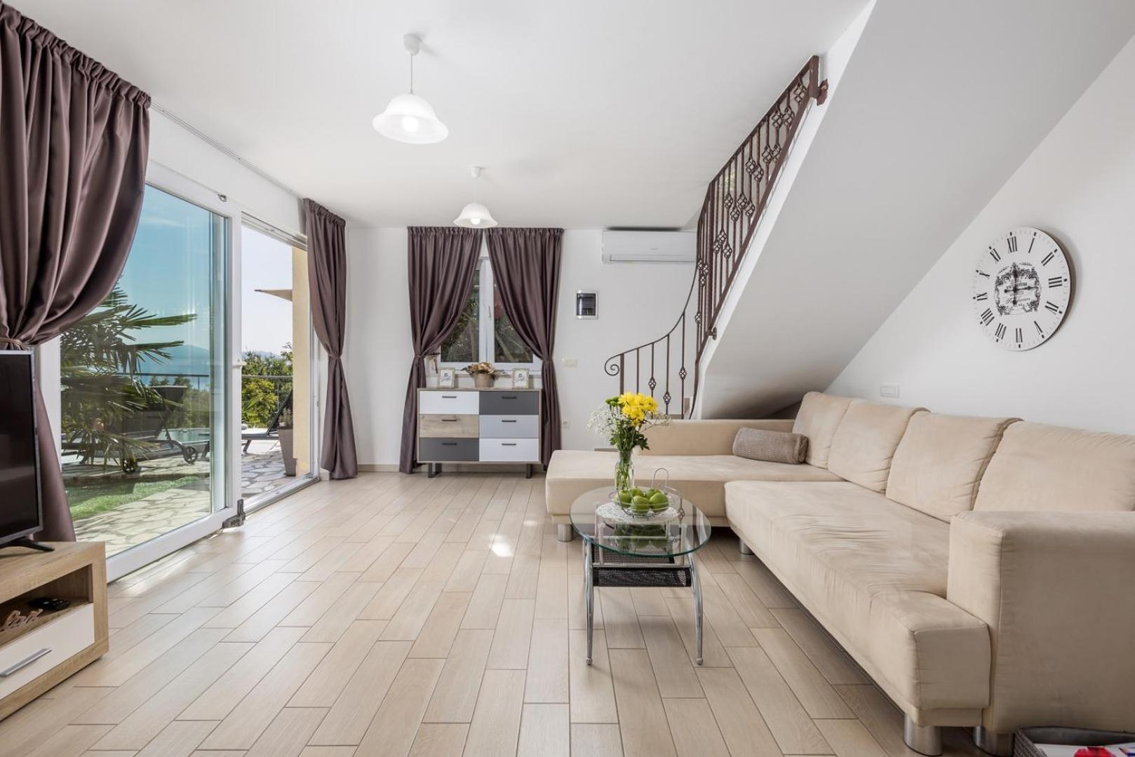Villa Surina Мошценице Екстериор снимка